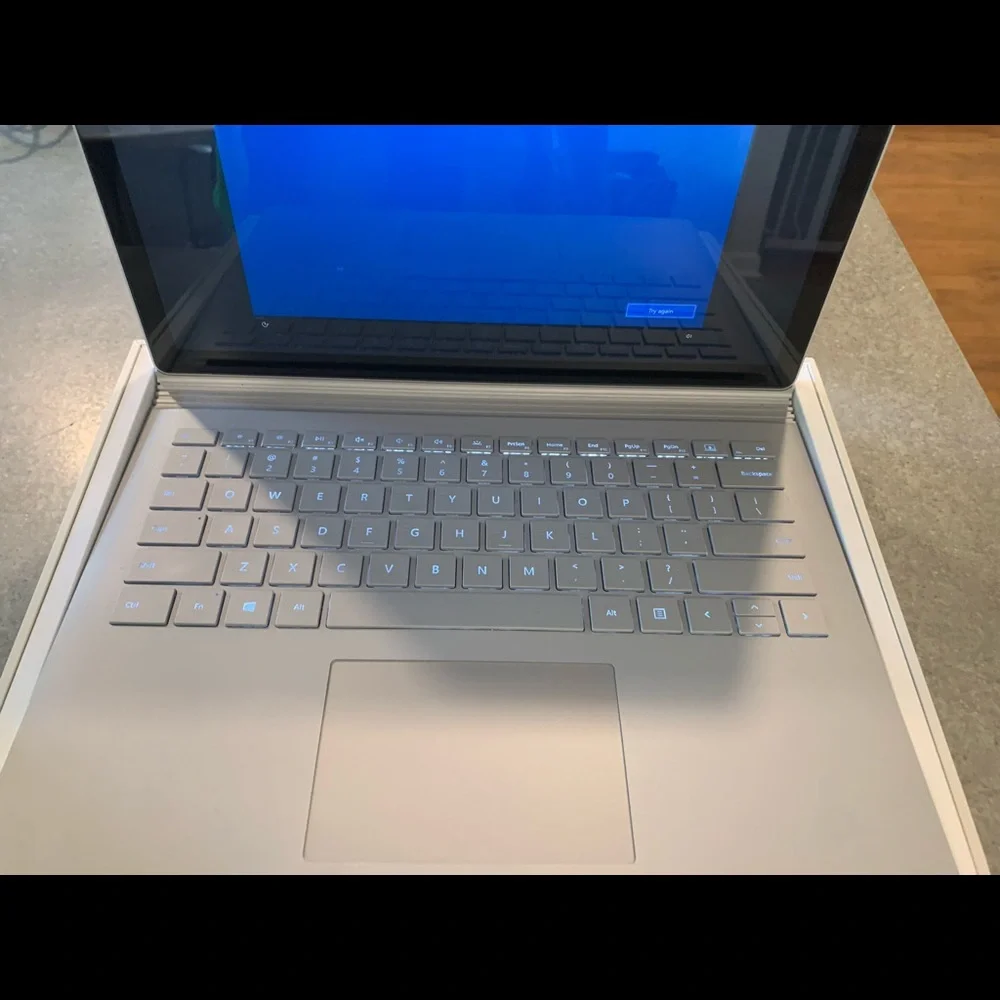 15in microsoft surface book 2 512 gb brand new untouched